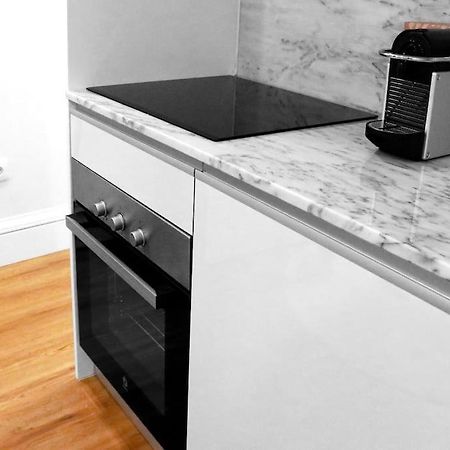 Loving Apartment By The River Porto Luaran gambar