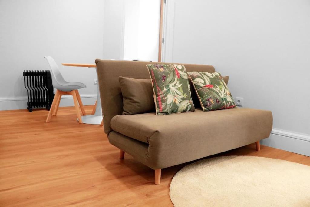 Loving Apartment By The River Porto Luaran gambar
